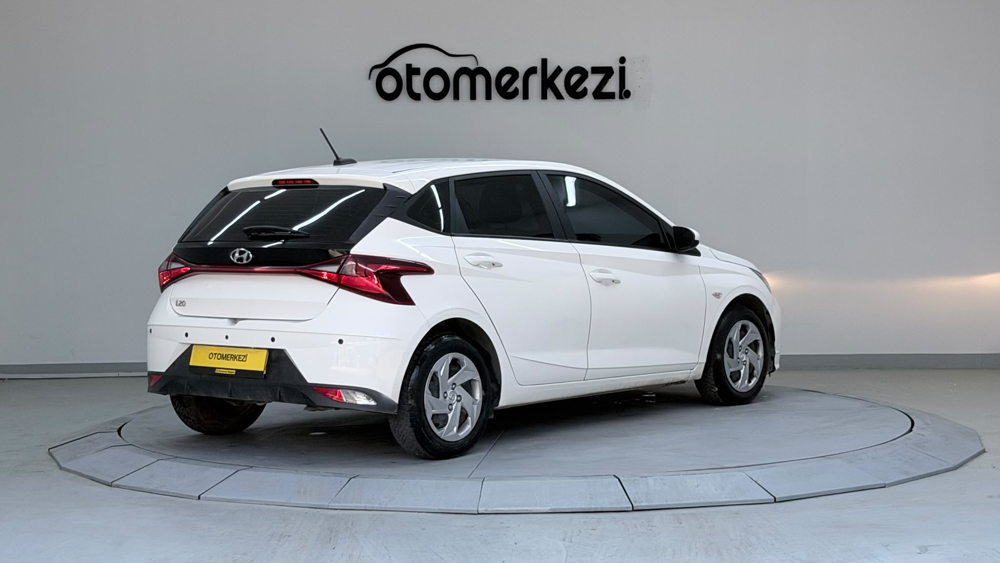 HYUNDAI i20 5